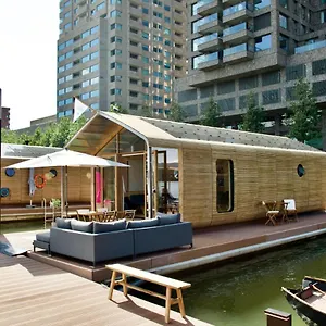 wikkelboat-nr4-at-floating-rotterdam-rijnhaven.zandvoort-hotels.com/